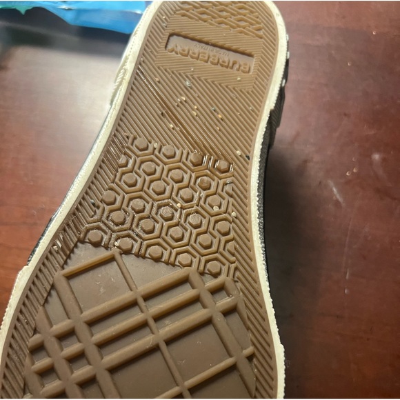 Burberry Low Top Sneakers - Picture 5 of 6